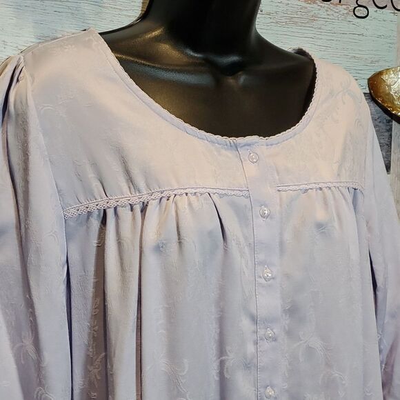 Adonna Sz M Lavender Embossed Floral Comfy Soft Long Sleeve Gown Pajamas 624 - Picture 3 of 9